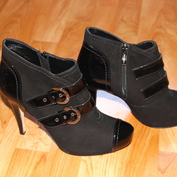 Designer Women Booties in Black Leather